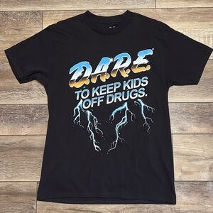 NWOT D.A.R.E. Keep Kids Off Drugs T Shirt Black Medium